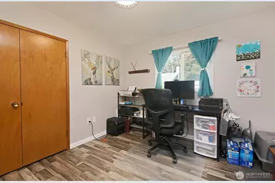 397 Lagoon Point Road, Greenbank, WA 98253 - Photo 13