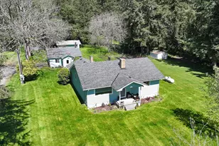 397 Lagoon Point Rd, Greenbank, WA 98253 - Photo 1