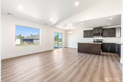 312 N Montana Street, Moses Lake, WA 98837 - Photo 13