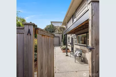 757 N 65th Street, Seattle, WA 98103 - Photo 3