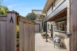 757 N 65th St, Seattle, WA 98103 - Photo 3