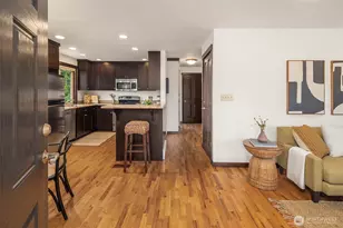 757 N 65th St, Seattle, WA 98103 - Photo 5