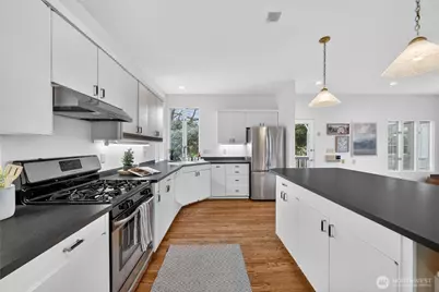 2030 Zylstra Road, Oak Harbor, WA 98277 - Photo 11