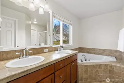 11033 201st Drive SE, Snohomish, WA 98290 - Photo 19