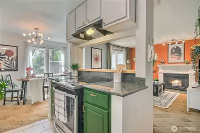 20320 Bothell Everett Hwy #D102, Bothell, WA 98012 - Photo 5
