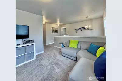 9410 76th Avenue NE, Marysville, WA 98270 - Photo 11