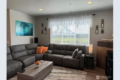 9410 76th Avenue NE, Marysville, WA 98270 - Photo 13