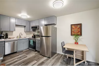 200 210 Rainier Boulevard N, Issaquah, WA 98027 - Photo 9