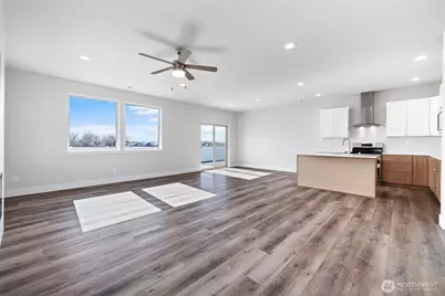 4223 W Sandy Ct, Moses Lake, WA 98837 - Photo 3