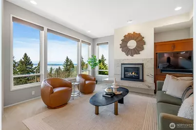 4017 56th Avenue SW, Seattle, WA 98116 - Photo 5