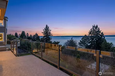 4017 56th Avenue SW, Seattle, WA 98116 - Photo 11