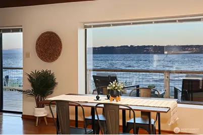 8267 Franklin Road, Clinton, WA 98236 - Photo 17