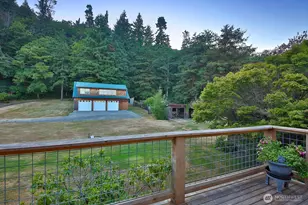 8267 Franklin Rd, Clinton, WA 98236 - Photo 31