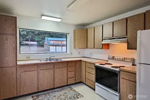 8267 Franklin Rd, Clinton, WA 98236 - Photo 25