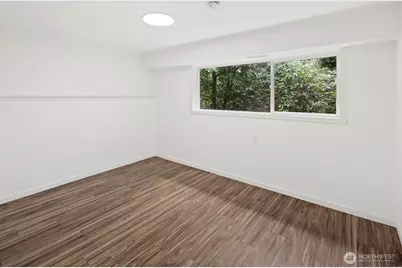 11653 SE 49th Street, Bellevue, WA 98006 - Photo 23