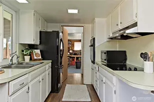 1867 Clovercrest St, Enumclaw, WA 98022 - Photo 23