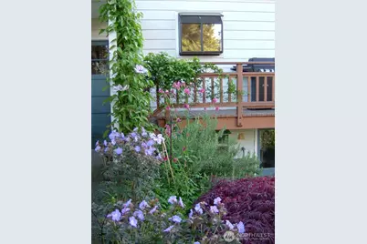 1910 NW 97th Street, Seattle, WA 98117 - Photo 35