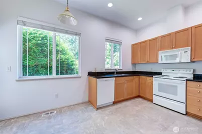 4439 248th Lane SE #4439, Sammamish, WA 98029 - Photo 11