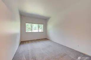 4439 248th Ln SE, Sammamish, WA 98029 - Photo 17