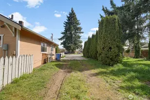 1013 S Tower Ave, Centralia, WA 98531 - Photo 3