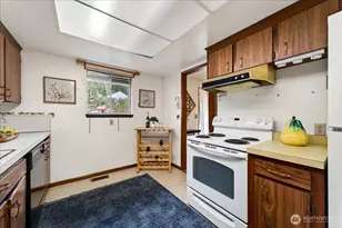 16008 10th Ave NE, Shoreline, WA 98155 - Photo 11