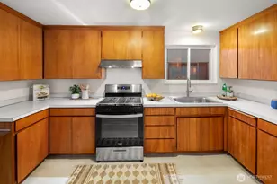 927 NW 58th St, Seattle, WA 98107 - Photo 11