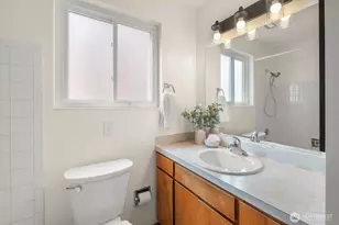 927 NW 58th St, Seattle, WA 98107 - Photo 17