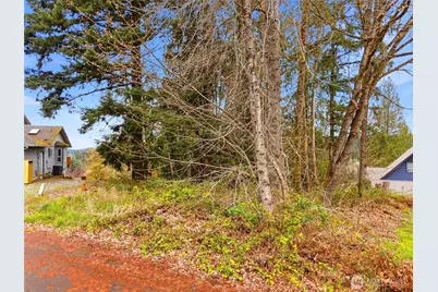 2411 Lakeview Court SW, Olympia, WA 98512 - Photo 17