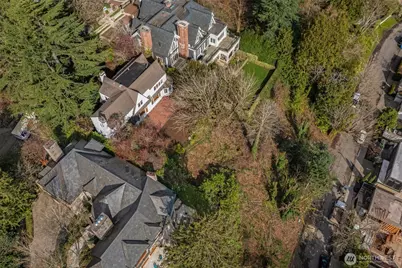 520 36th Avenue E, Seattle, WA 98112 - Photo 31