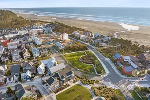 417 E Compass St, Pacific Beach, WA 98571 - Photo 37