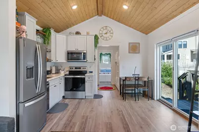 417 E Compass Street, Pacific Beach, WA 98571 - Photo 9