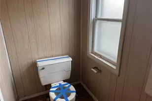 1112 4th St, Cosmopolis, WA 98537 - Photo 7