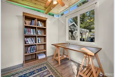 503 W Illinois Street, Bellingham, WA 98225 - Photo 37