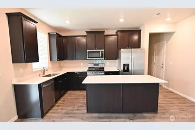 601 Deusen Lane N, Enumclaw, WA 98022 - Photo 5