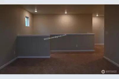 601 Deusen Lane N, Enumclaw, WA 98022 - Photo 19