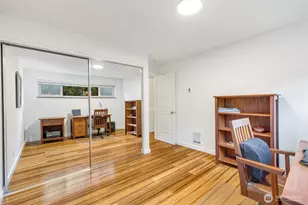 732 11th Ave E, Seattle, WA 98102 - Photo 17