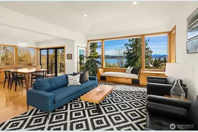 7756 58th Avenue NE, Seattle, WA 98115 - Photo 5