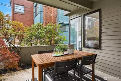 600 Malden Avenue E #102, Seattle, WA 98112 - Photo 15