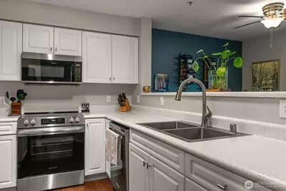 15150 140th Way SE #T104, Renton, WA 98058 - Photo 17