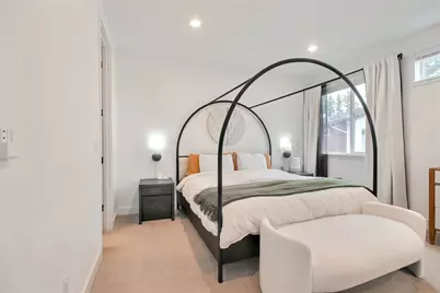 23103 NE 8th Street #8, Sammamish, WA 98074 - Photo 11