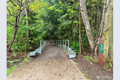 2118 W Ruffner Street, Seattle, WA 98199 - Photo 37