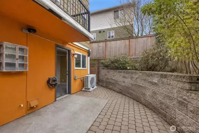 2118 W Ruffner Street, Seattle, WA 98199 - Photo 27