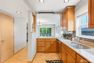 2712 S Irving St, Seattle, WA 98144 - Photo 9
