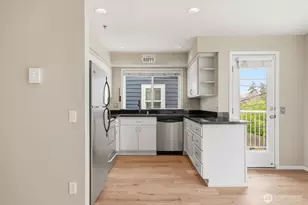 2116 California Ave SW, Seattle, WA 98116 - Photo 11