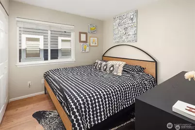 2116 California Avenue SW #201, Seattle, WA 98116 - Photo 9