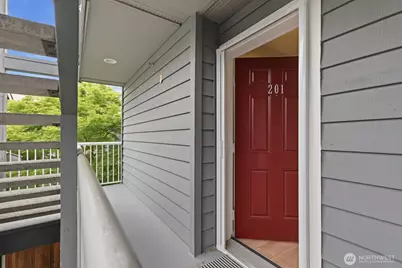 2116 California Avenue SW #201, Seattle, WA 98116 - Photo 33