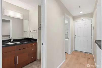 2116 California Avenue SW #201, Seattle, WA 98116 - Photo 23