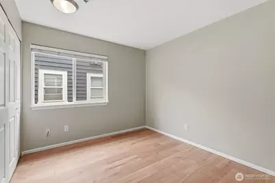 2116 California Avenue SW #201, Seattle, WA 98116 - Photo 19