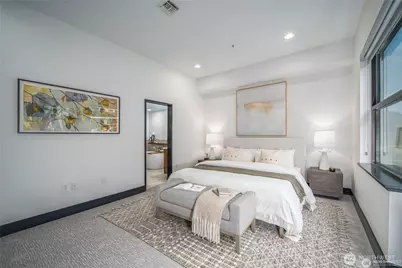615 E Pike Street #303, Seattle, WA 98122 - Photo 9