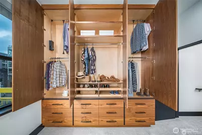 615 E Pike Street #303, Seattle, WA 98122 - Photo 19